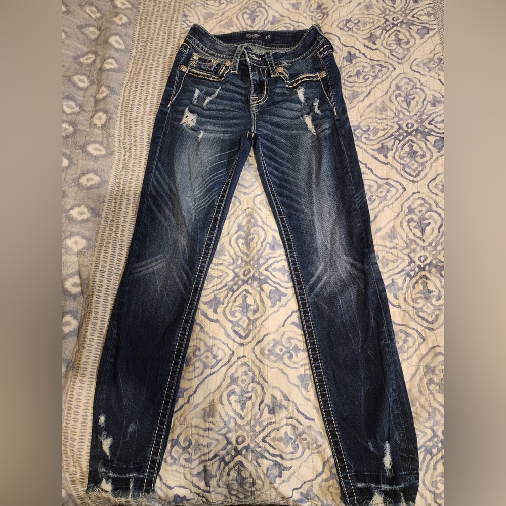 Miss Me Los Angeles distressed jeans